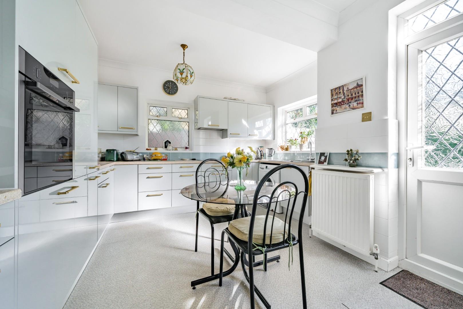 Fernside Avenue, Mill Hill